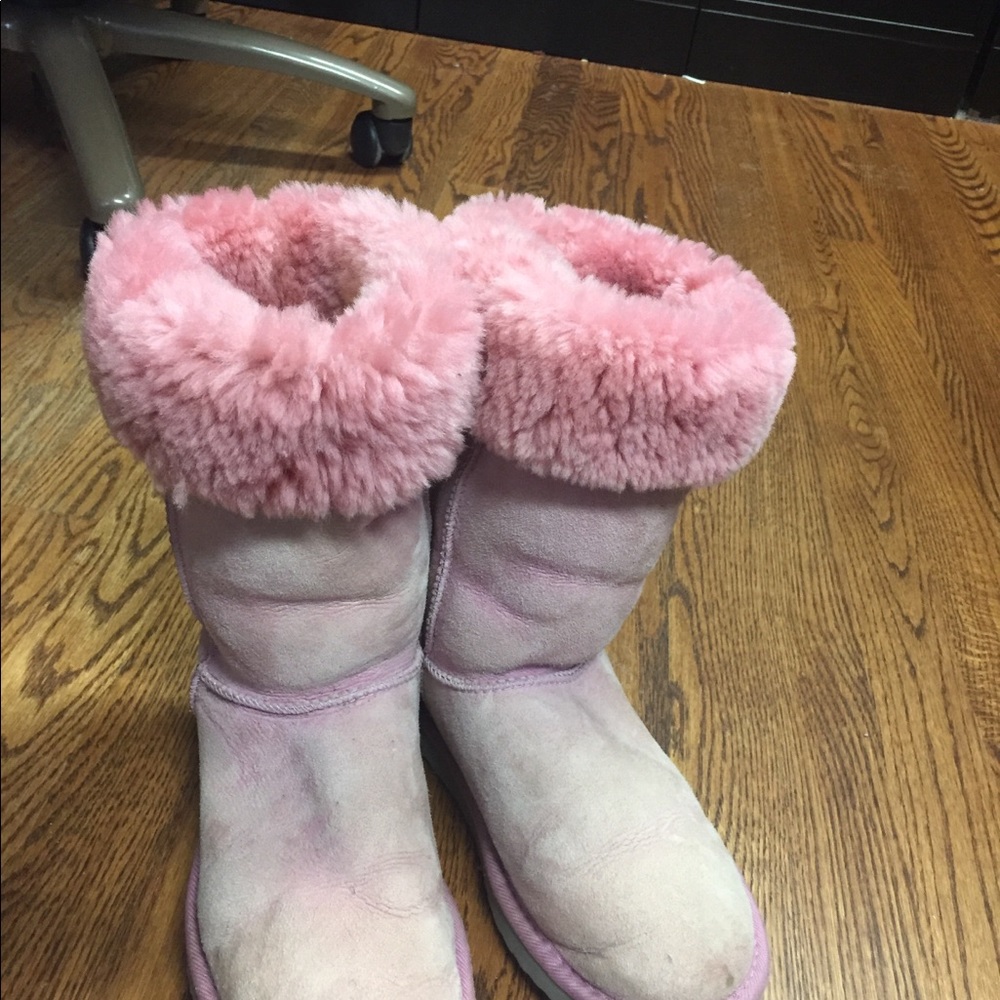 Ugg Authentic classic ugg size 7 pink